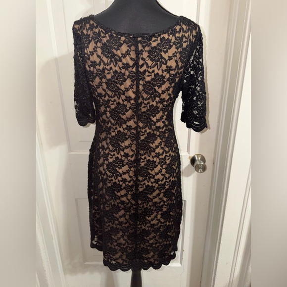 Women’s‎ size 10 Connected Apparel Black Lace Midi Dress - Picture 3 of 5